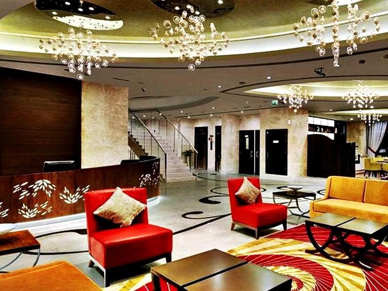 Landmark Premier Hotel 5