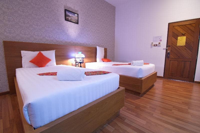 Jingjit Hotel 3