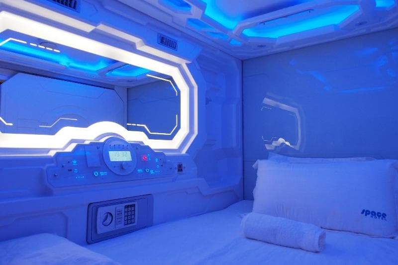 Space Hotel 3