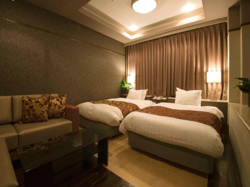 Reftel Osaka Airport Hotel 3