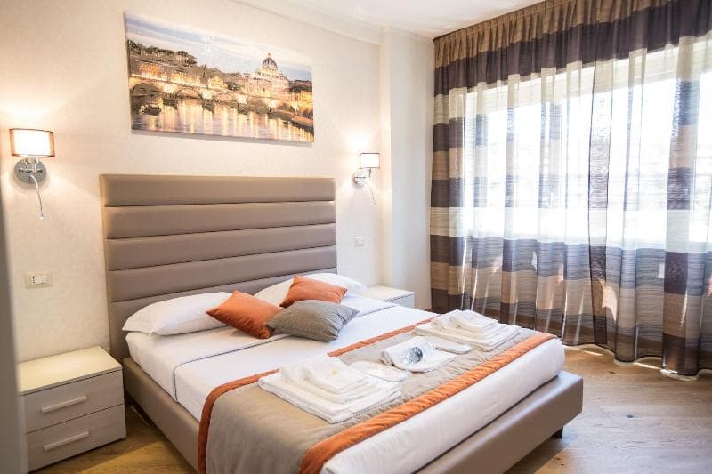 Vatican City Relais 5