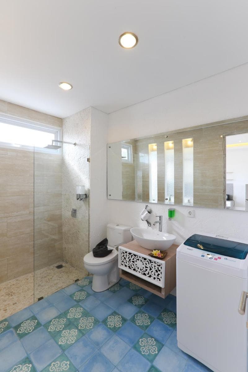Green Studio Apartment main