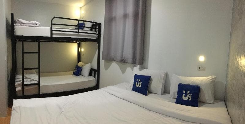 Us Hostel main
