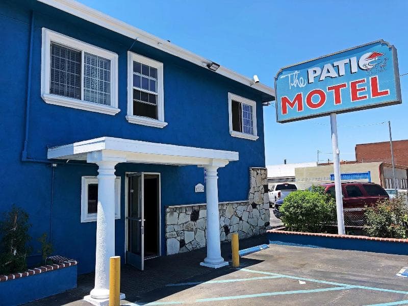 Patio Motel 4
