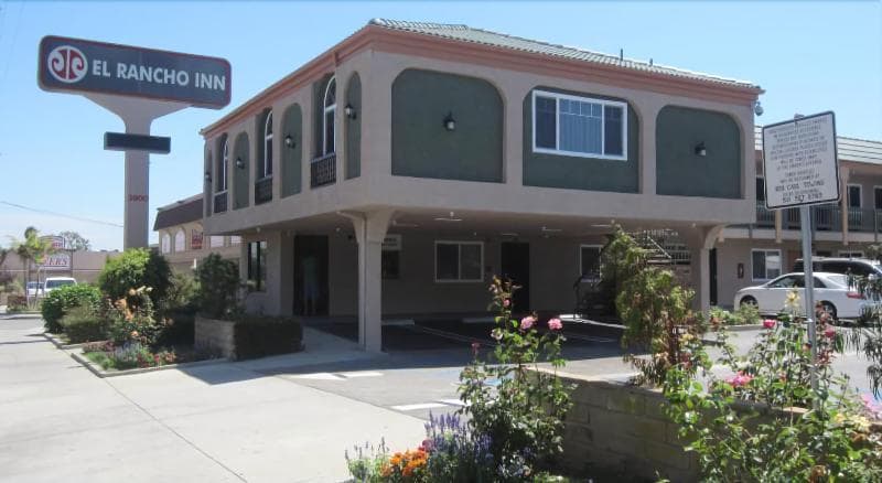 El Rancho Inn 3