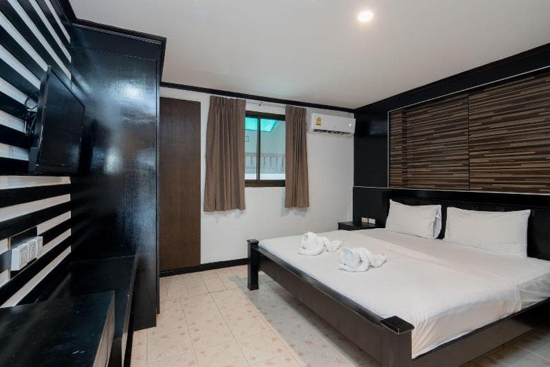 Royal Beach Residence 3