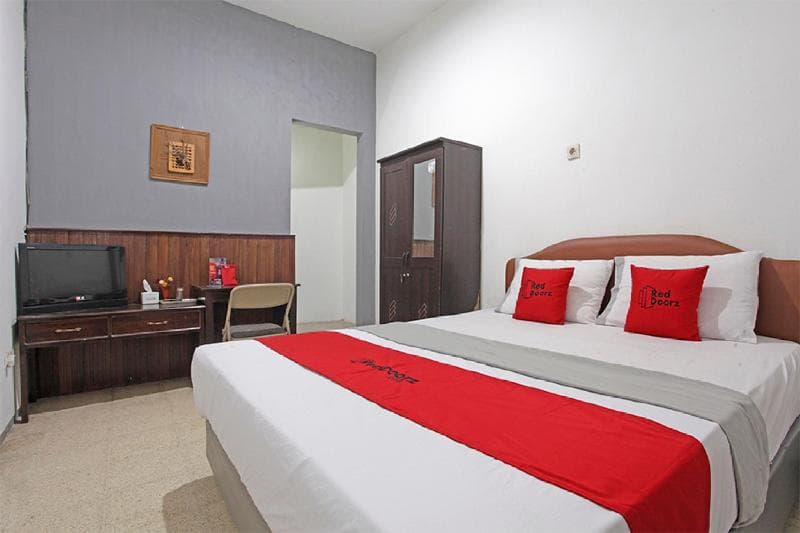 RedDoorz @ Soekarno Hatta 2 photo 1