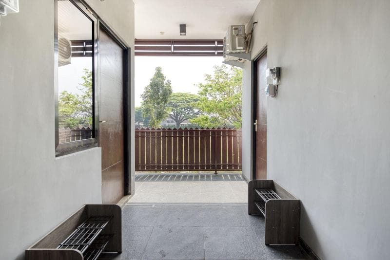 Reddoorz Syariah @ Jl. Cengger Ayam Dalam 4