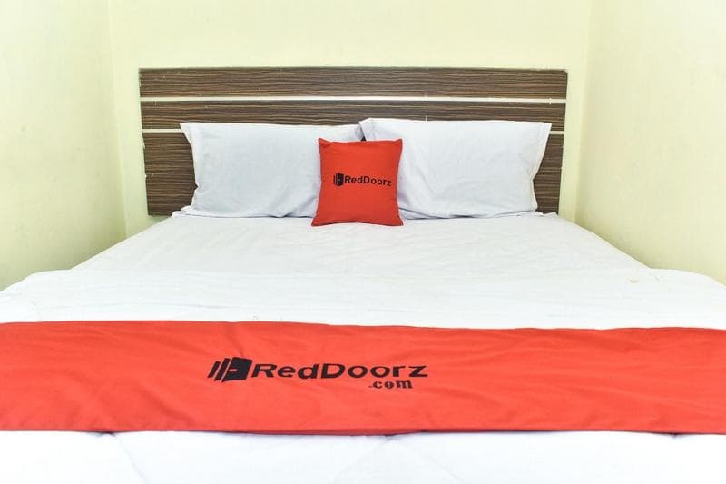 Reddoorz Syariah Near Pantai Losari 3 photo 1