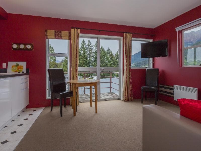 Asurecaples Court Motel & Apartments 4