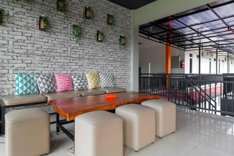 Reddoorz Near Exit Toll Bogor 3
