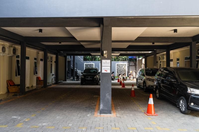 Reddoorz Near Exit Toll Bogor 5
