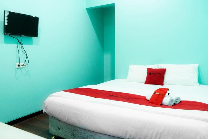 Reddoorz Near Gajah Mada Street Semarang 4