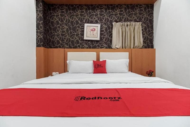 Reddoorz Near Mall Panakkukang 3 main