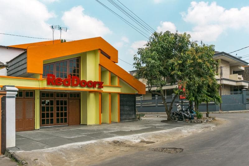 Reddoorz Near Universitas Widyagama Malang 5