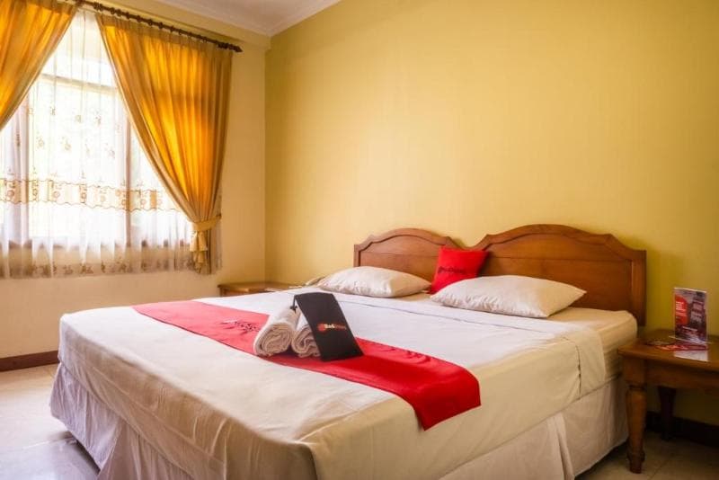 Reddoorz Plus Near Brawijaya Museum 3