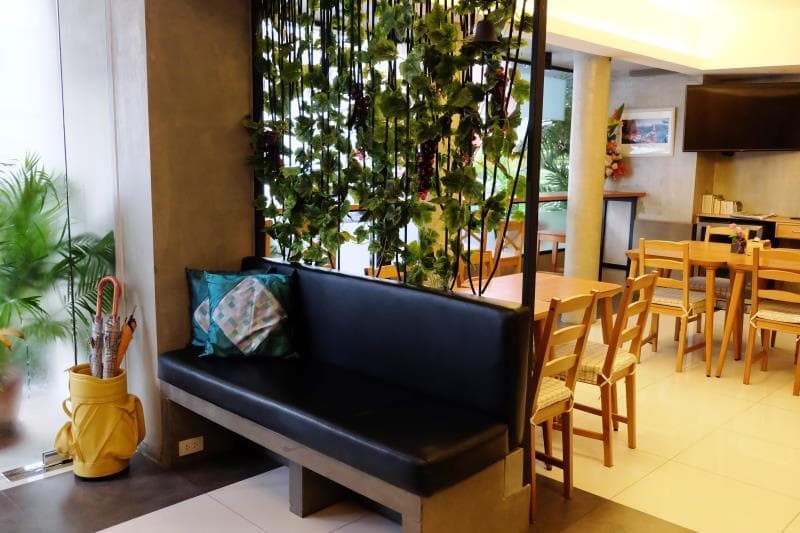 Cozy At 9 Hotel And Kitchen 3