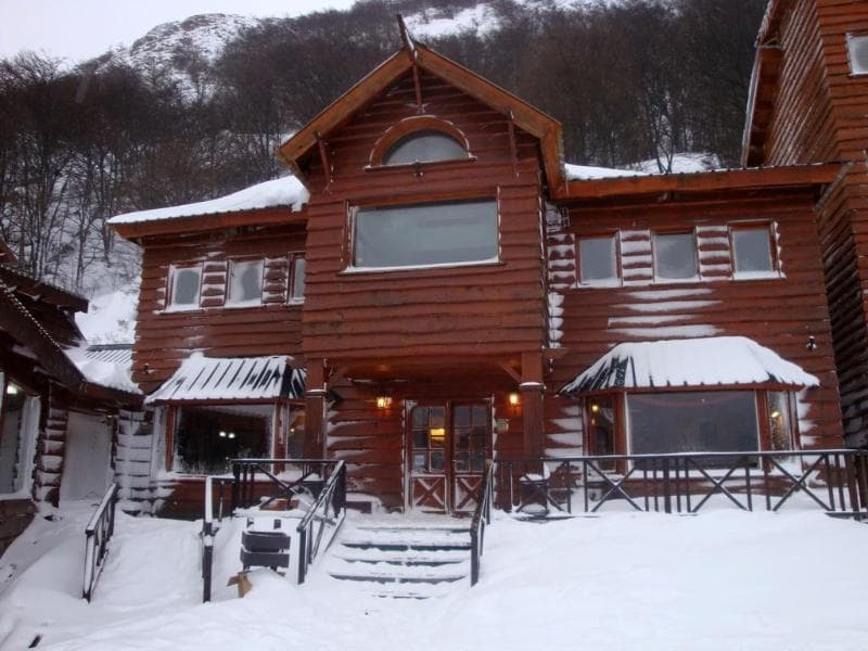Bagu Ushuaia Hotel main