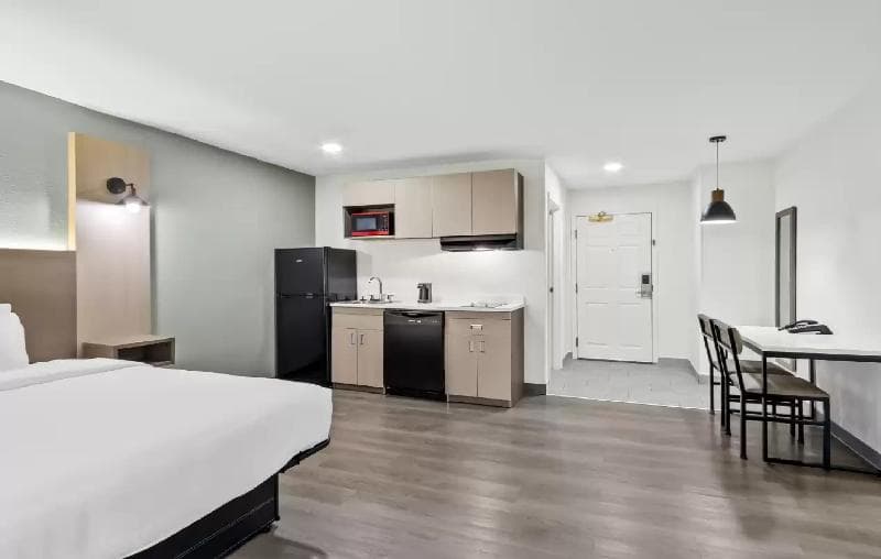 Hometowne Studios & Suites Columbia photo 1