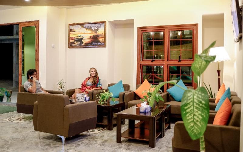 Triton Beach Hotel & Spa 3