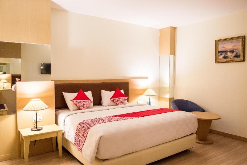 Oyo 666 D' Grande Hotel Batam main