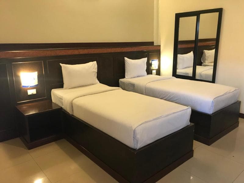 Room Place main
