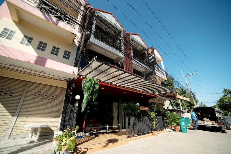 Oyo 465 Krung Kao Traveller Lodge 3