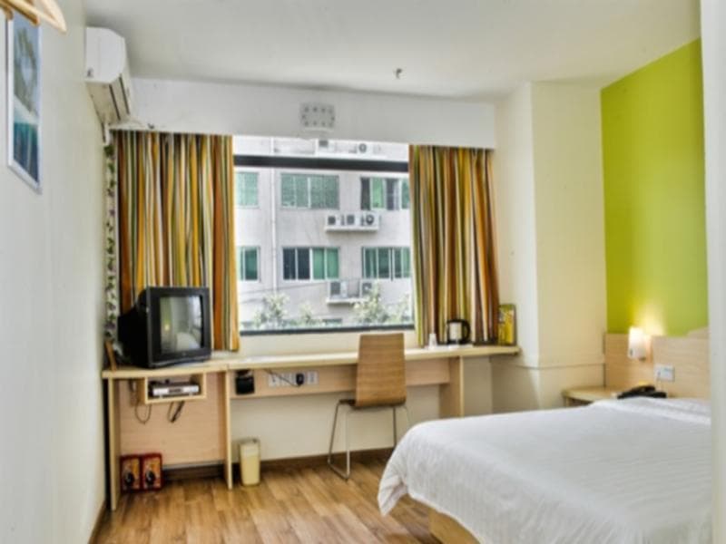 7 Days Inn Shenzhen Longhua 3