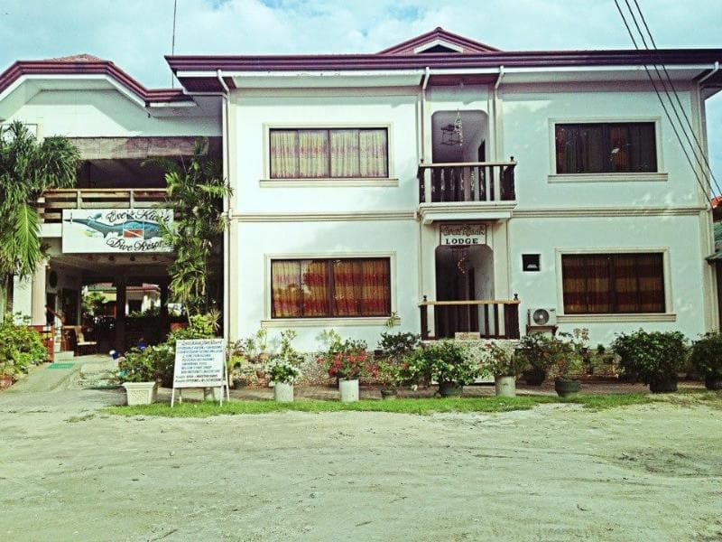 New Eve's Kiosk Dive Resort 4