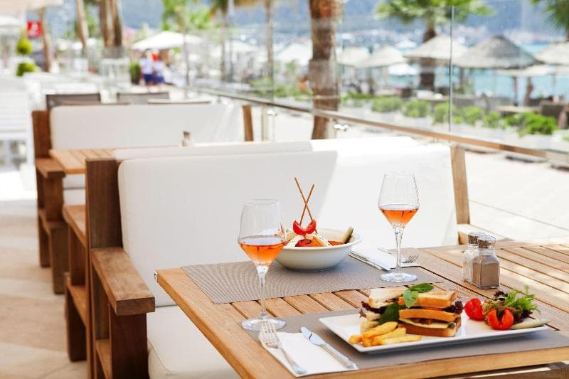 The Beachfront Hotel Adult Only 16 Plus 3