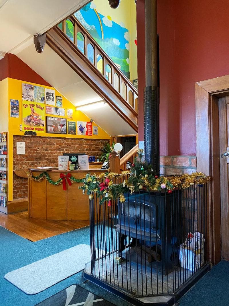 Noah's Ark Backpackers 5