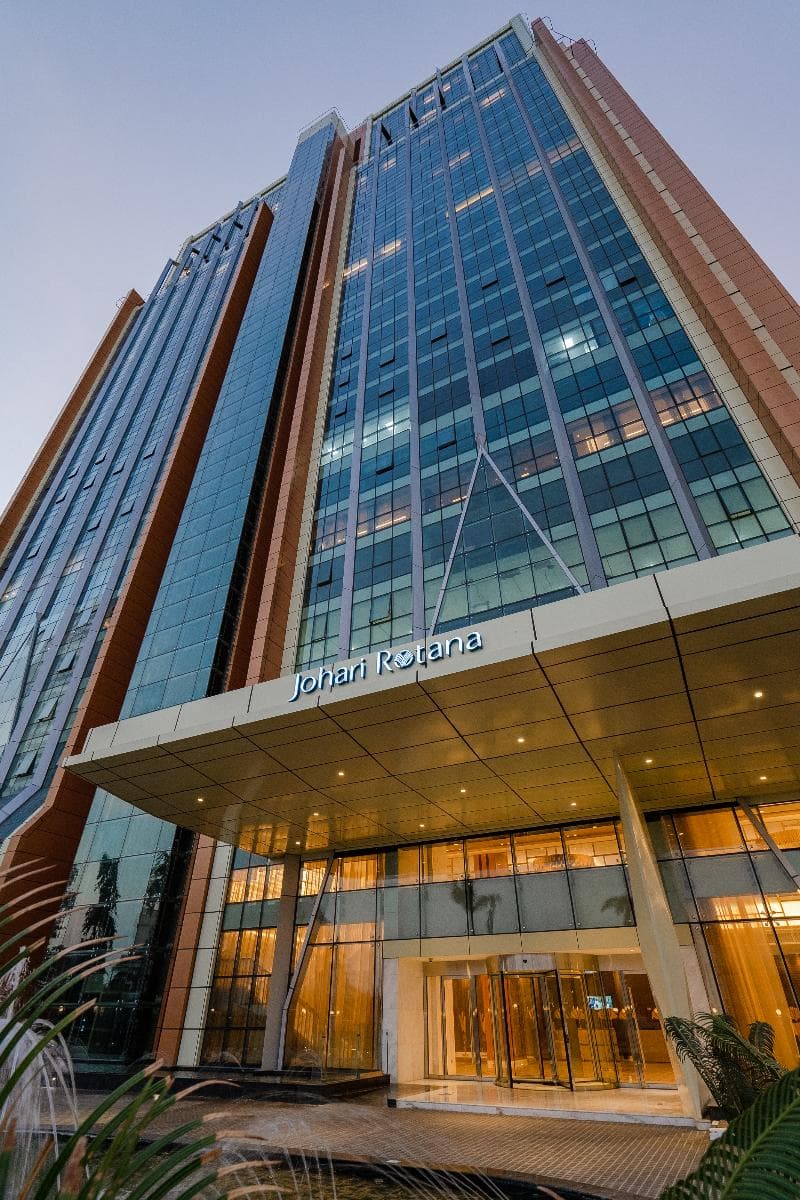 Johari Rotana photo 1
