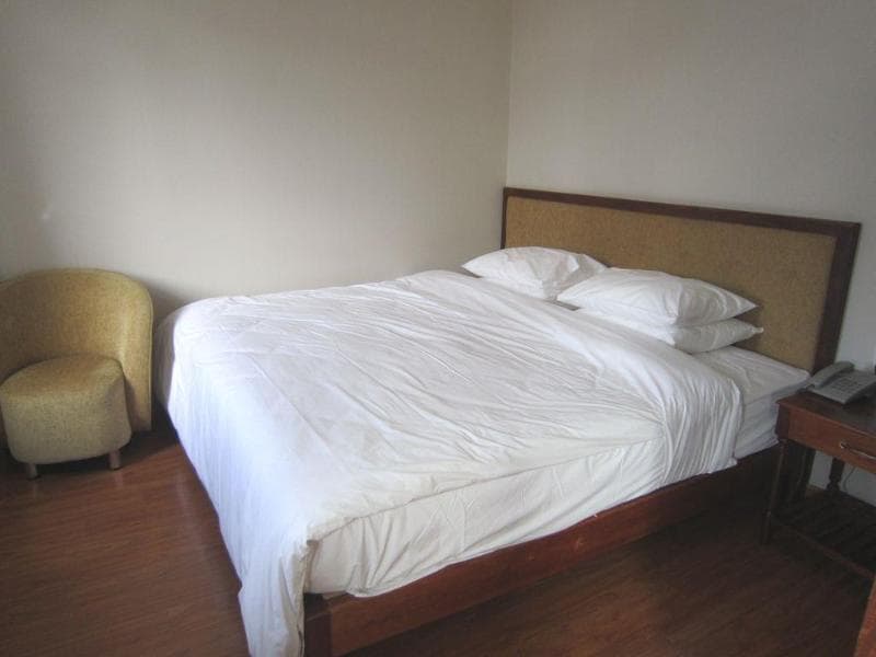 Dreams Hotel 5