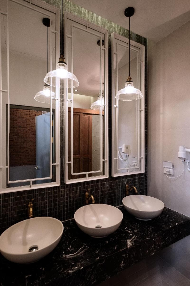 Khunluang Hostel - Adults Only 4