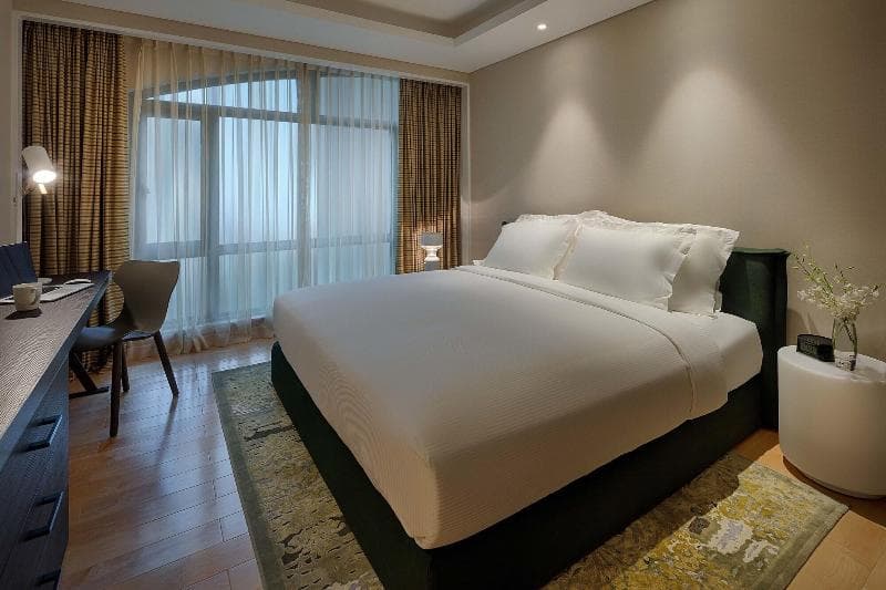 Sherwood Suites Saigon 5
