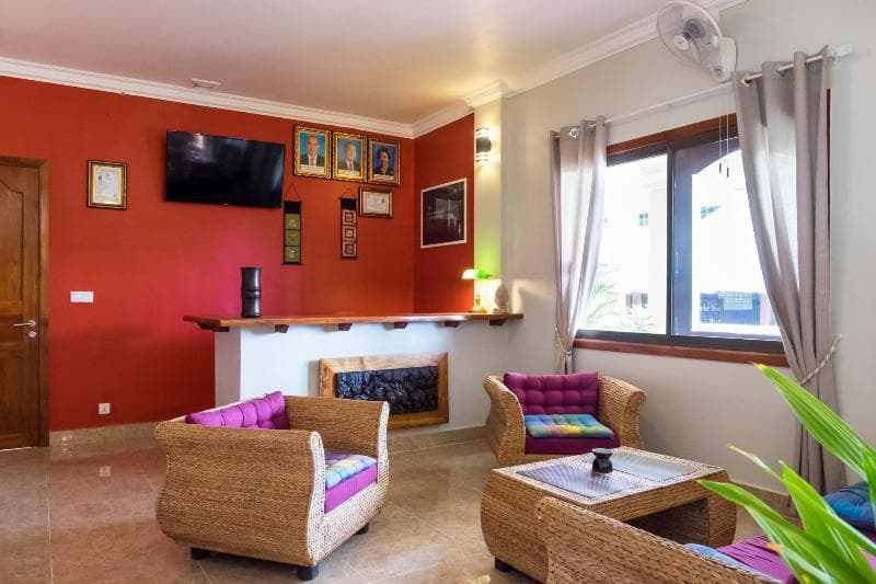 Riviera Hotel & Resort Kep 4