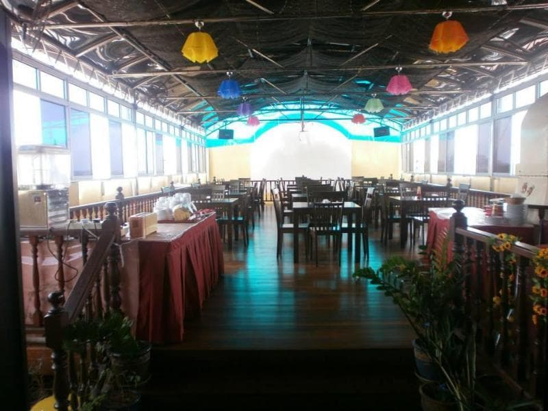 Flora Place Hotel photo 1