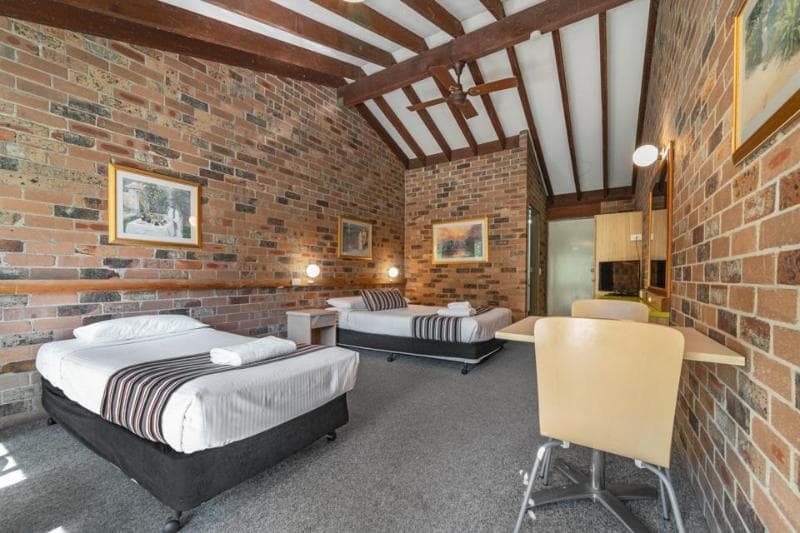 Avoca Beach Hotel main