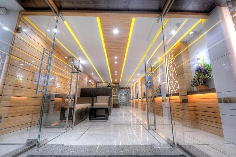 Hotel One Up photo 1