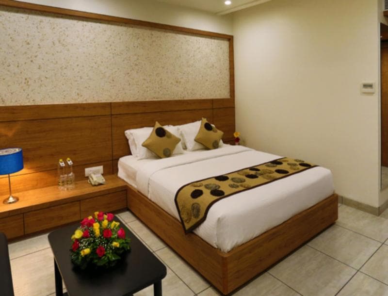 Grand Kailash 4