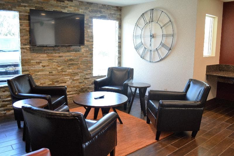 Red Roof Inn & Suites Sacramento North 3