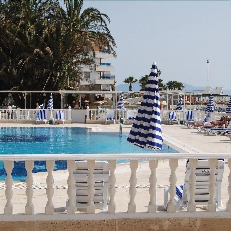 Regulus Beach Resort main