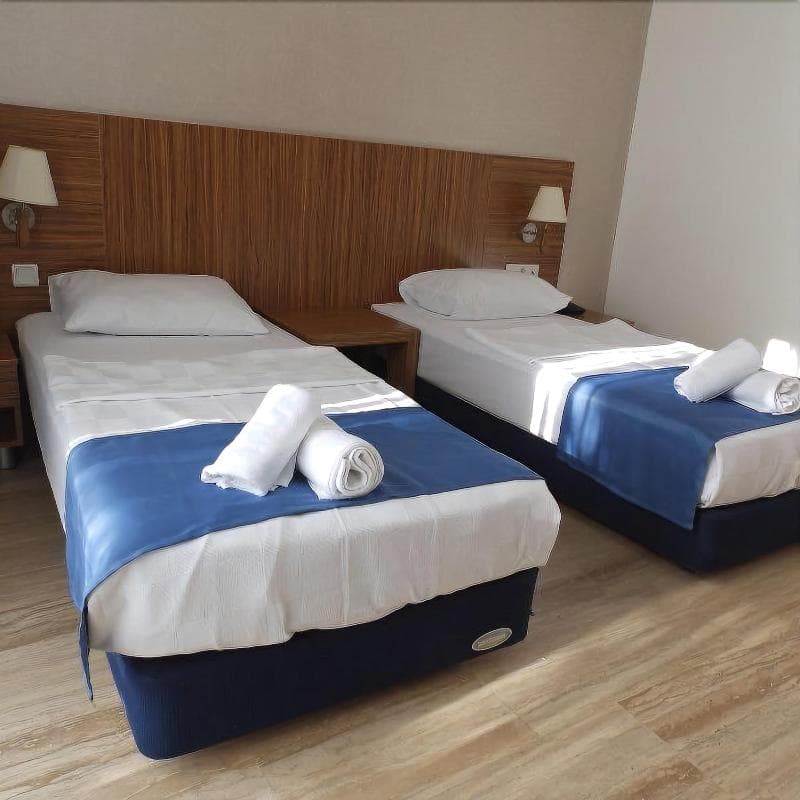 Regulus Beach Resort 3