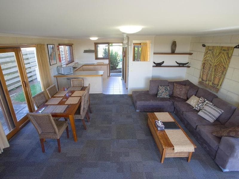 Loch Ard Motor Inn photo 1
