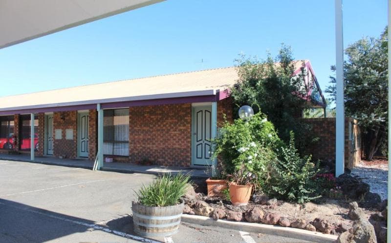 Horsham Mid City Court Motel 2