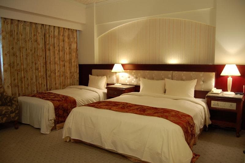Hua Tong Hotel 4