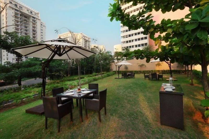 Crest Executive Suites 4