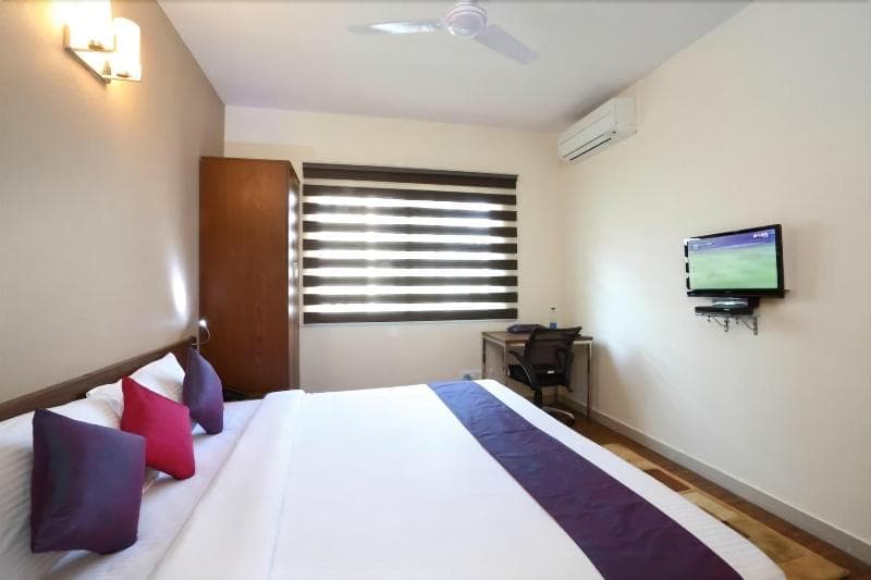 Crest Executive Suites 5