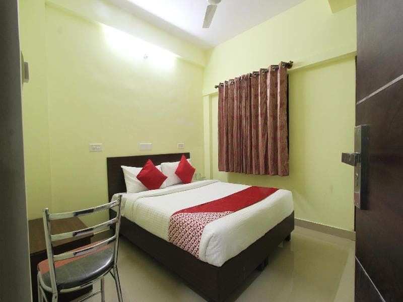 Oyo 15776 V R Residency 3