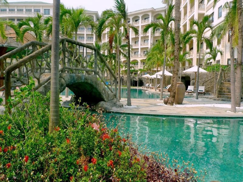 Olalani Resort And Condotel 5